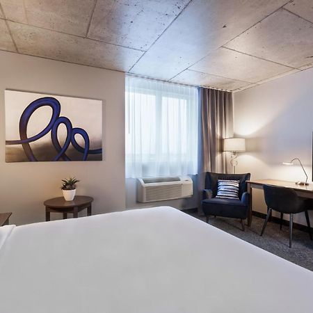 Imperia Hôtel et Suites Boucherville Exterior foto
