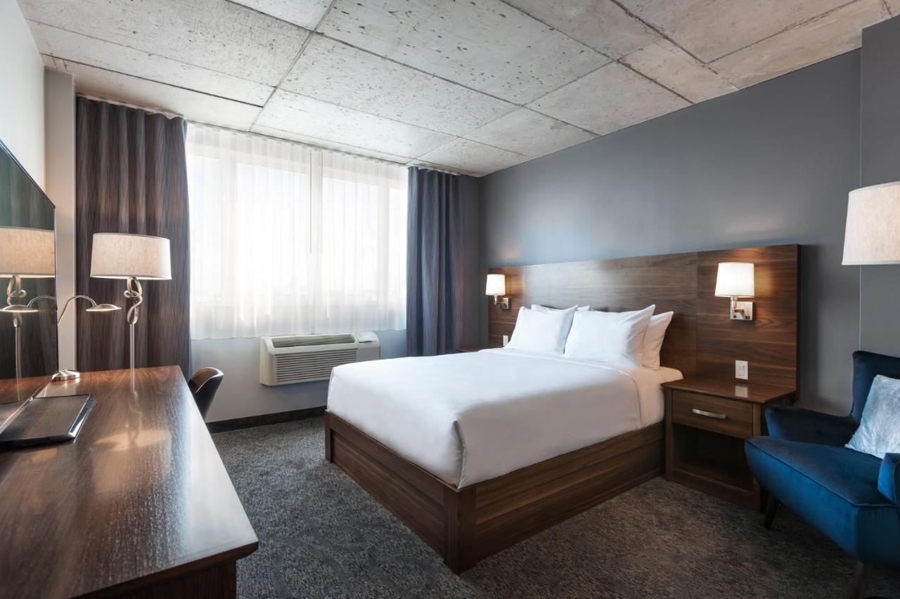 Imperia Hôtel et Suites Boucherville Exterior foto