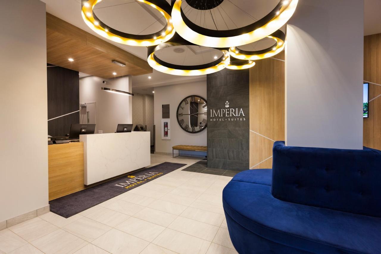 Imperia Hôtel et Suites Boucherville Exterior foto